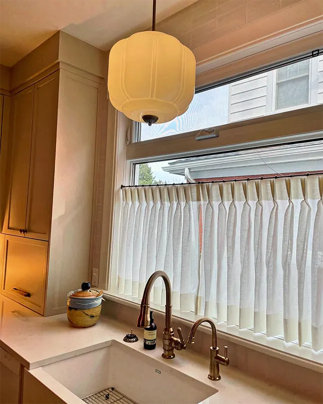 Decorate the Window Above Kitchen Sink