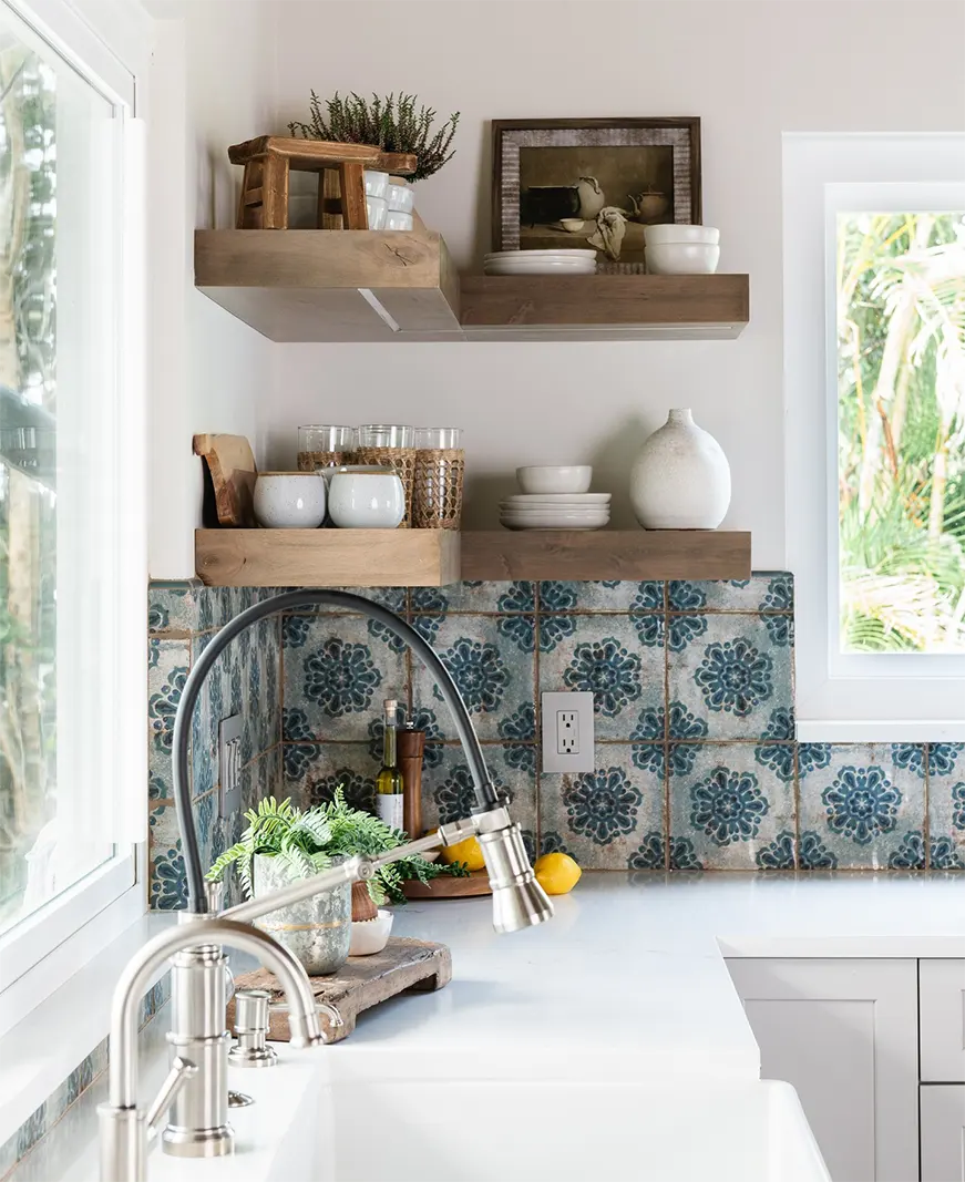 Kitchen Shelves Decor