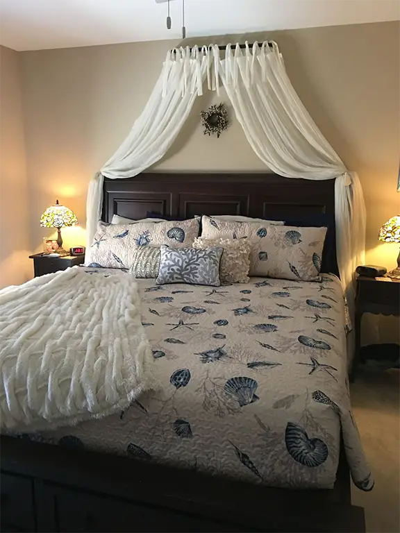 Above Bed Decor Ideas