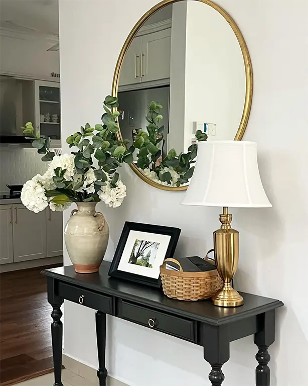 Entryway Table Decor Ideas