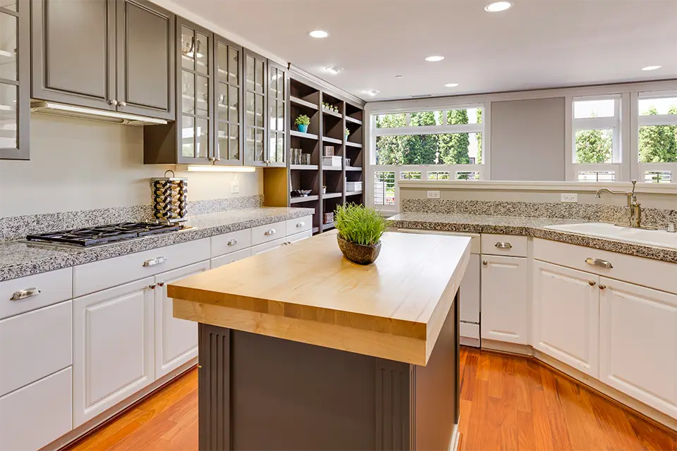 Kitchen Items You Should Throw Away Right Now